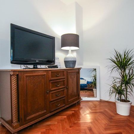 Апартаменты Apartman Mila Пореч Экстерьер фото